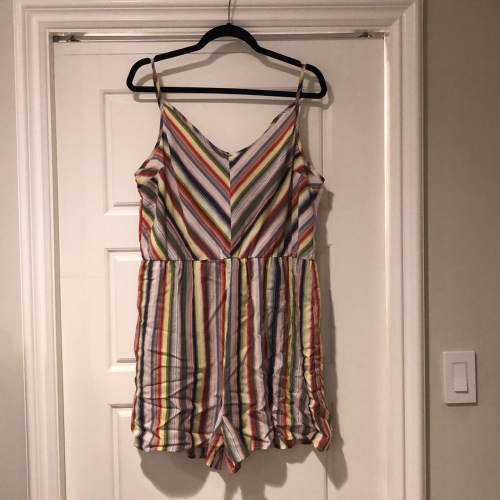 Romper - Picture 3 of 5